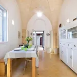 فيلة Trullo Cristiana