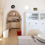 فيلة Trullo Cristiana