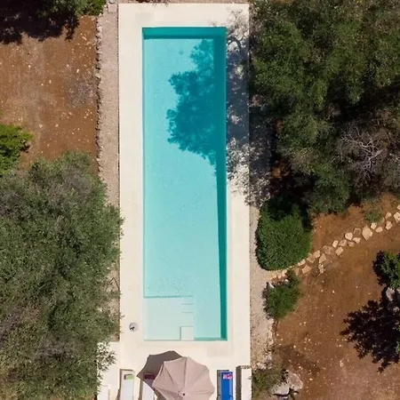 Trullo Cristiana * Latiano