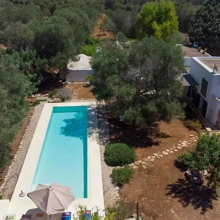 Trullo Cristiana * Latiano